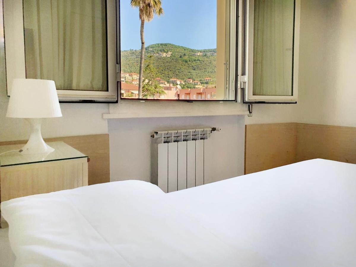 Ligure Residence Борджо-Верецци Экстерьер фото